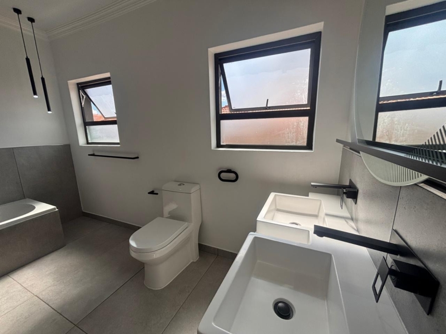 3 Bedroom Property for Sale in Wilkoppies North West